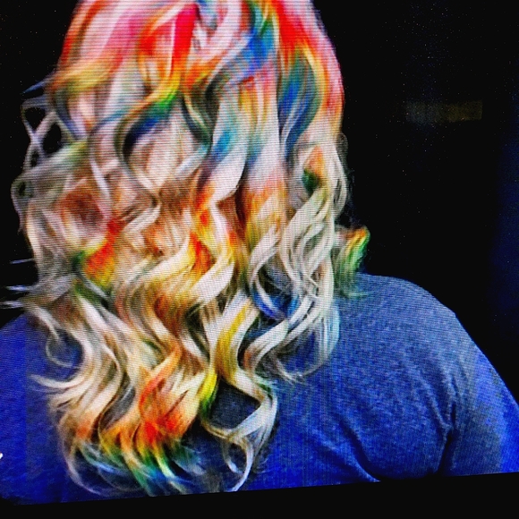 Meet your Posher, JuliAnn - Picture 15 of 16